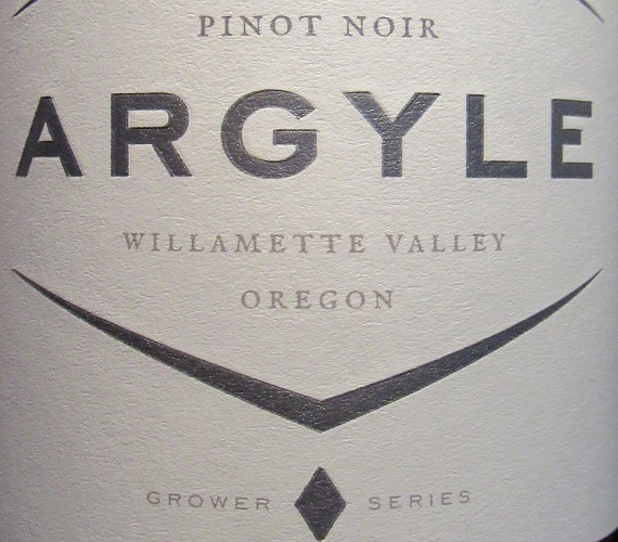 Video Review: Argyle 2014 Pinot Noir (Oregon)