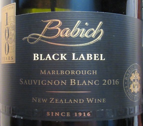 Video Review: Babich 2016 Black Label Sauvignon Blanc (New Zealand)