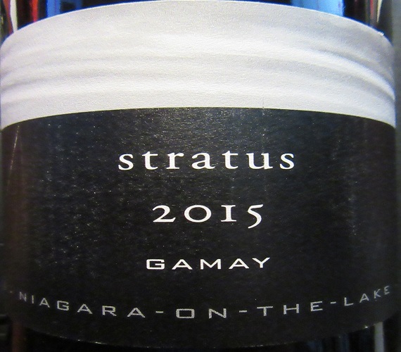 Video Review : Stratus 2015 Gamay Noir