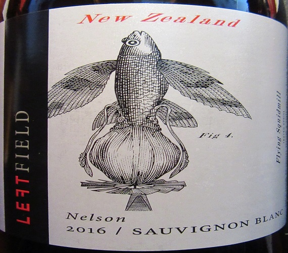 Video Review : Te Awa 2016 Left Field Sauvignon Blanc (New Zealand)