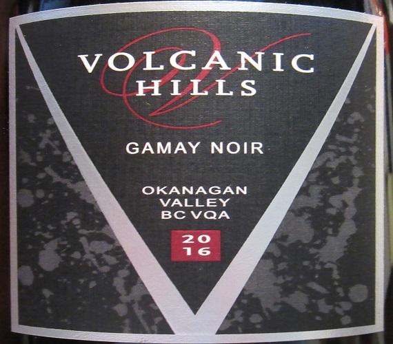 Video Review : Volcanic Hills 2016 Gamay Noir (British Columbia)