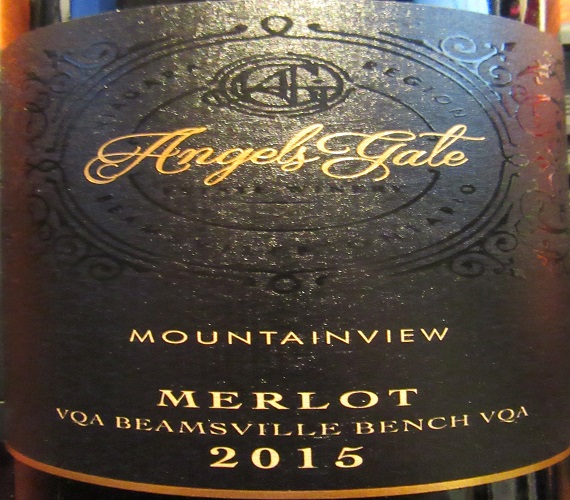 Video Review : Angels Gate 2015 Mountainview Merlot