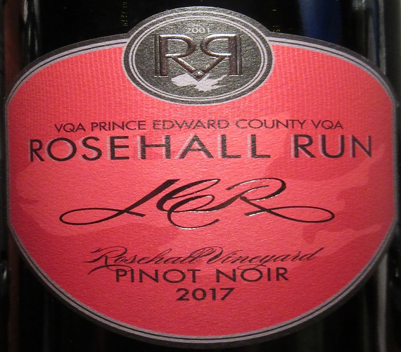 Video Review : Rosehall Run 2017 JCR Pinot Noir
