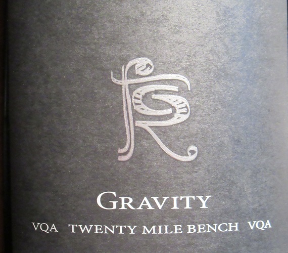 Video Review : Flat Rock Cellars 2017 Gravity Pinot Noir