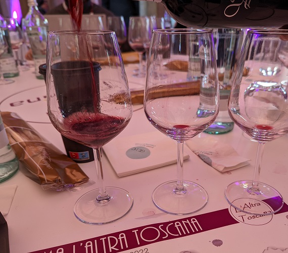 L’Altra Toscana : Wines of Maremma Toscana (Reds)