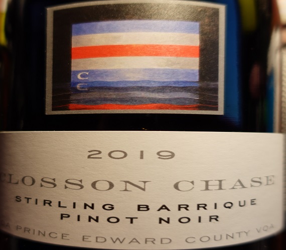 Video Review : Closson Chase 2019 Pinot Noir Stirling Barrique