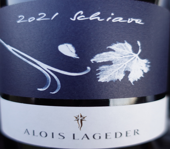 Video Review : Alois Lageder 2021 Schiava (Italy)